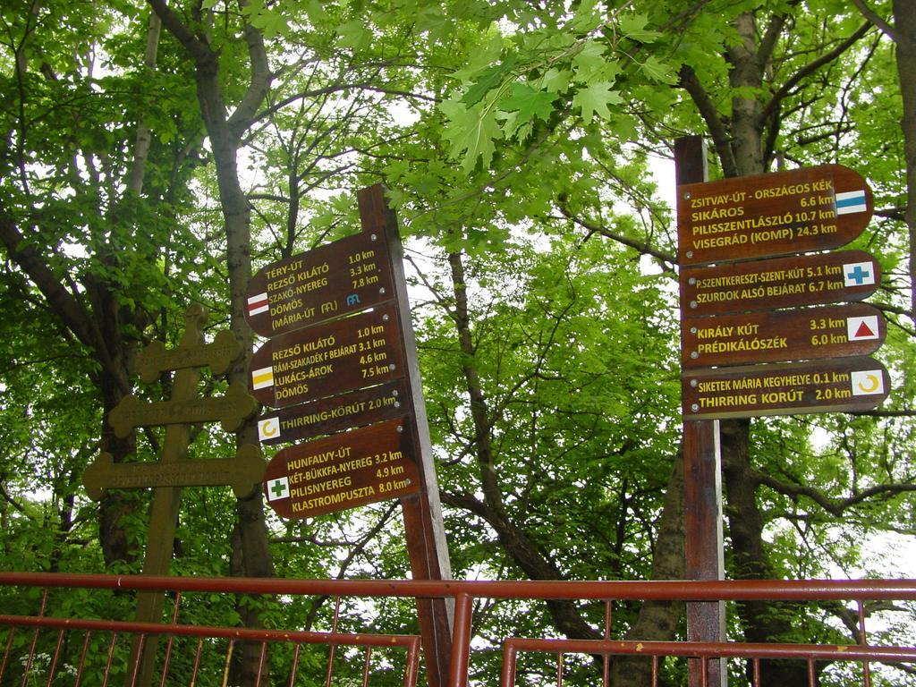 Platan Panzio Hotel Dobogoko Luaran gambar