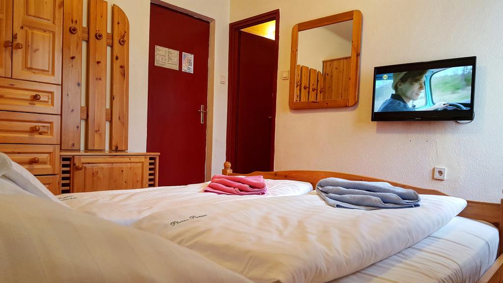 Platan Panzio Hotel Dobogoko Luaran gambar