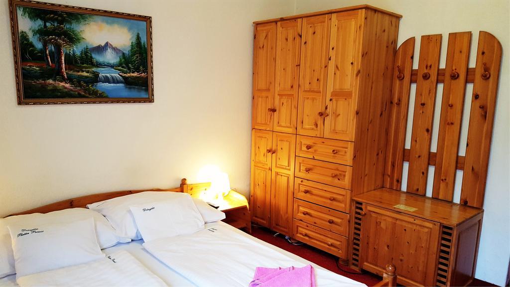 Platan Panzio Hotel Dobogoko Luaran gambar